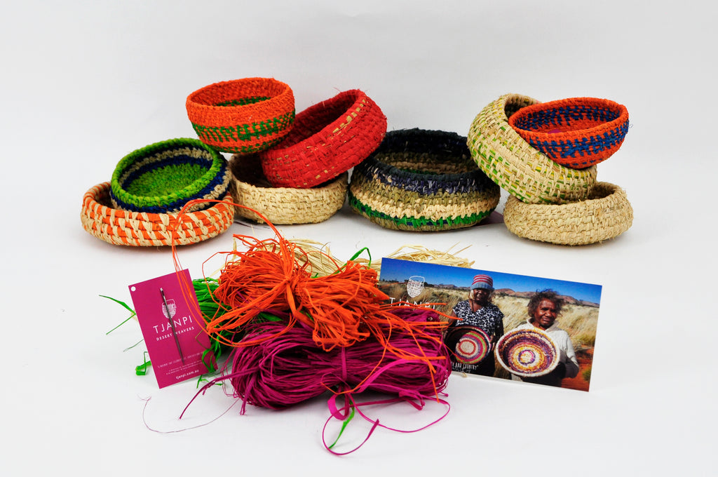 Weaving kit and small baskets