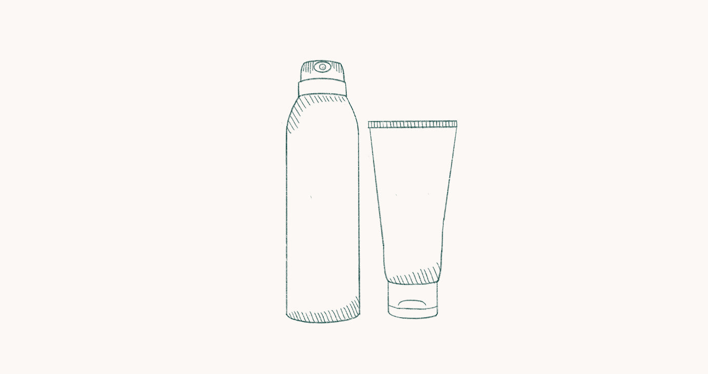 Illustration of a sunscreen spray and lotion