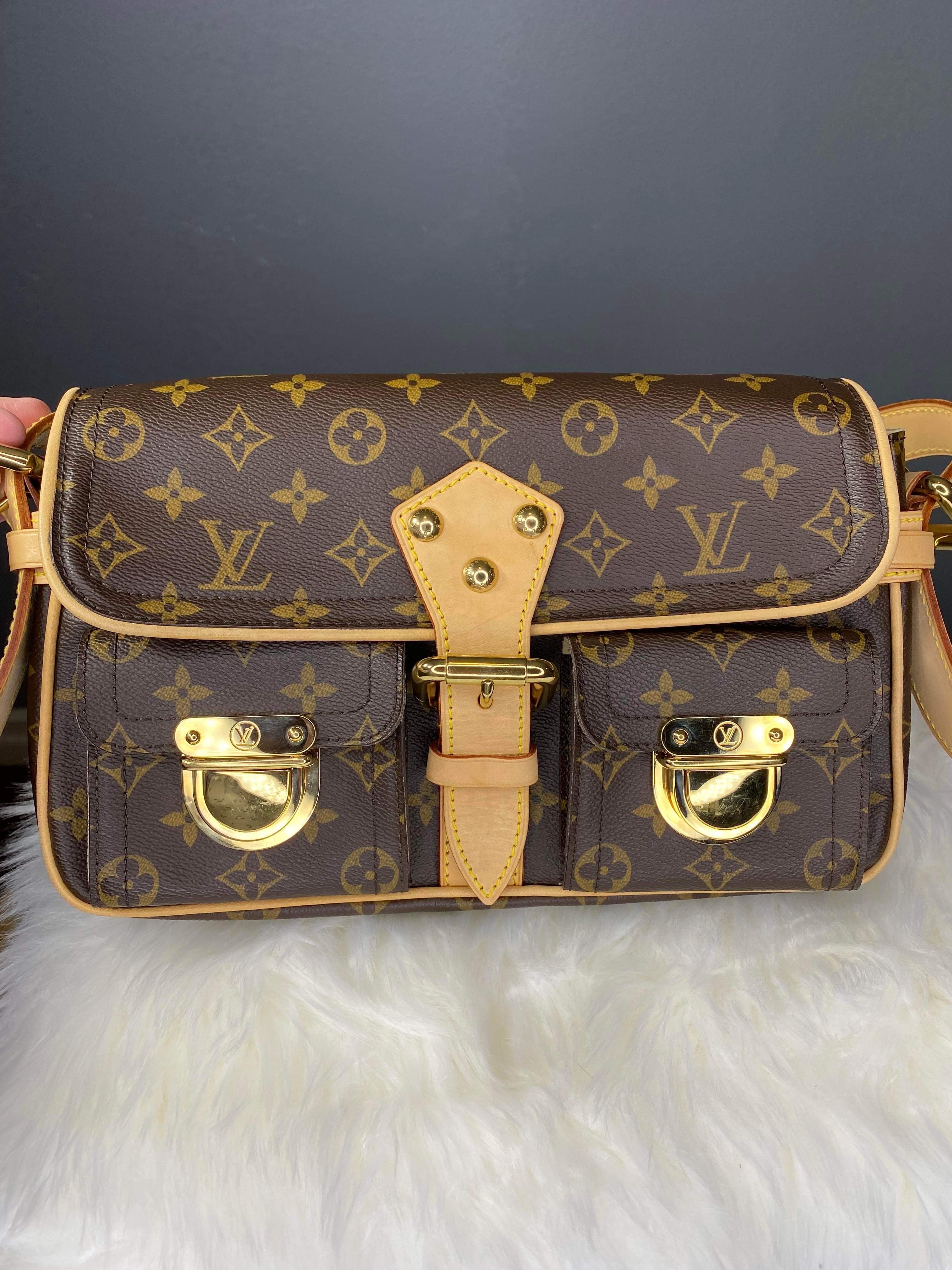 Louis Vuitton Graceful PM Monogram with Peony Pink Interior – Bargain Bags  by Jen