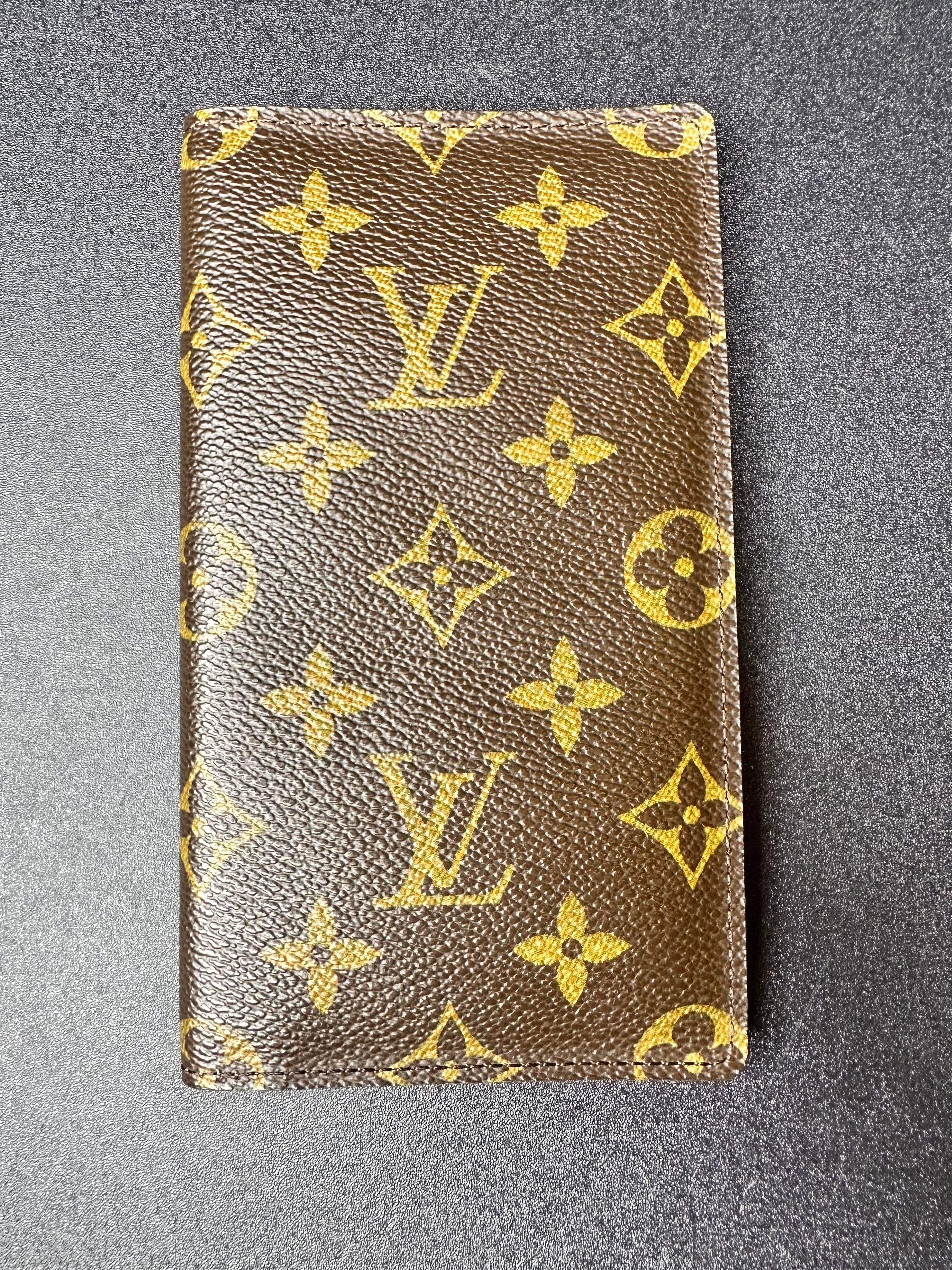 Louis Vuitton monogram Clemence wallet with fuchsia interior – Bargain Bags  by Jen