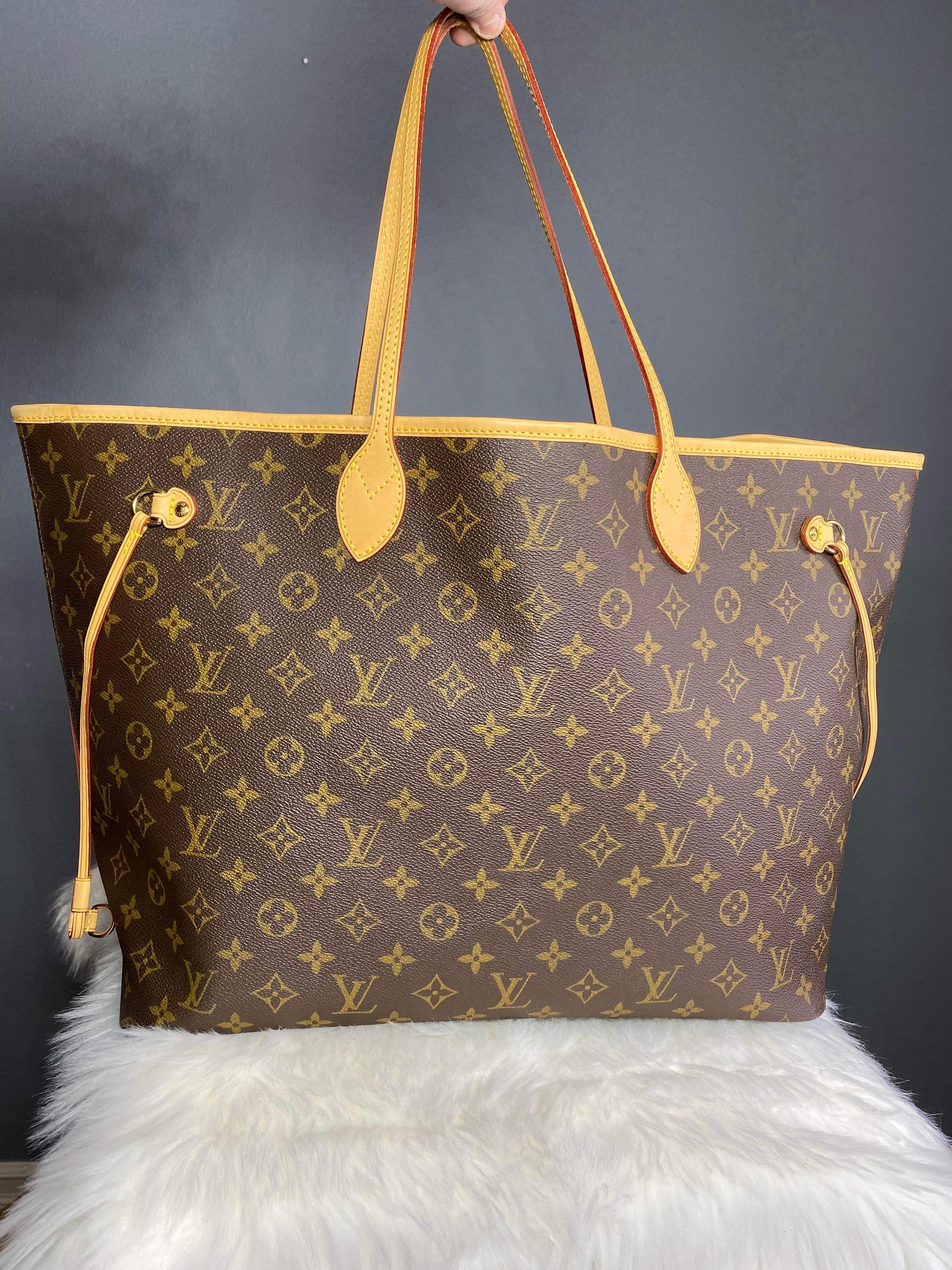 Louis Vuitton Graceful PM Peony Monogram Canvas – Pickled Vintage