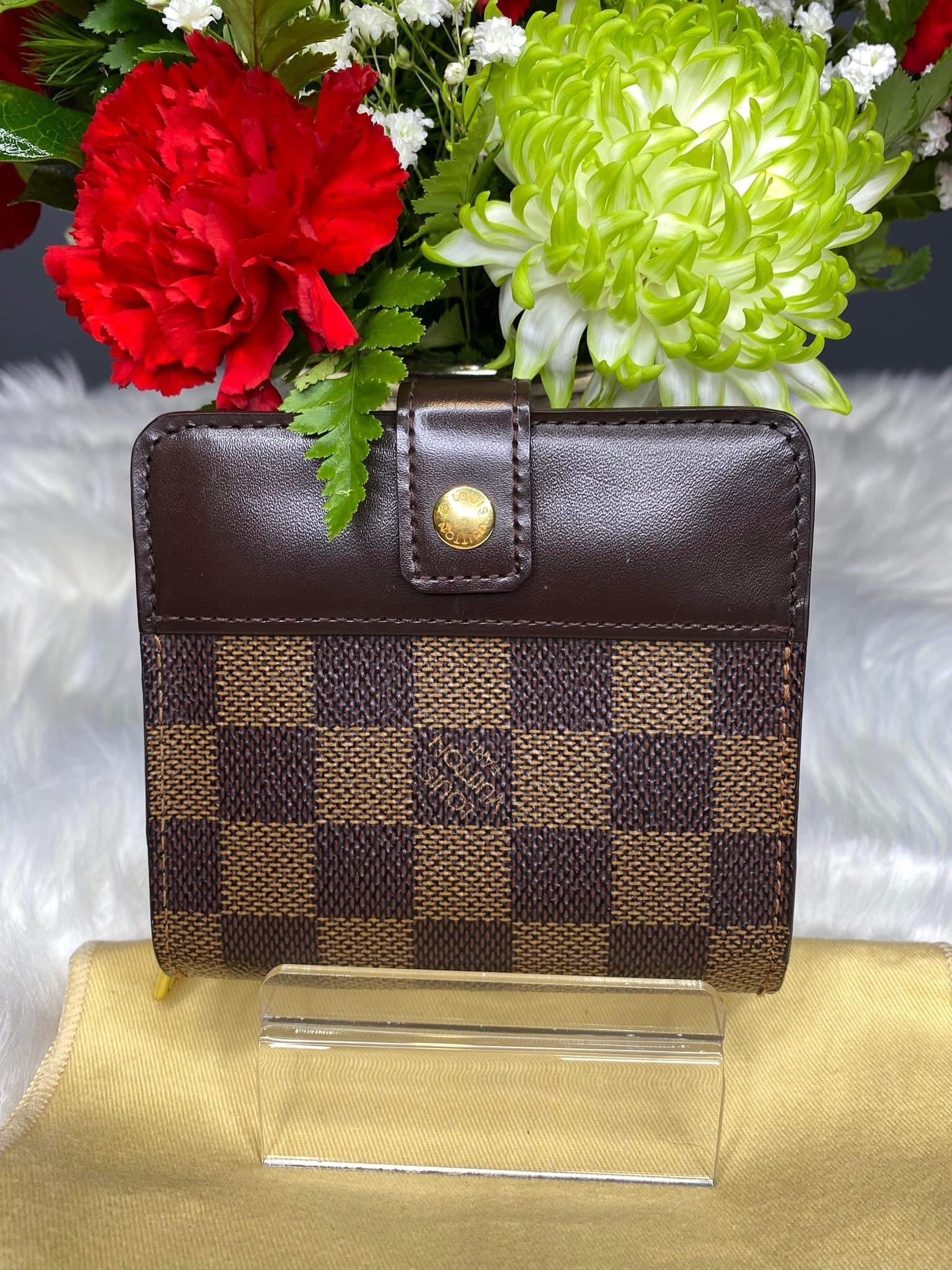 Louis Vuitton, Bags, Louis Vuitton Damier Ebene Zippy Compact Wallet