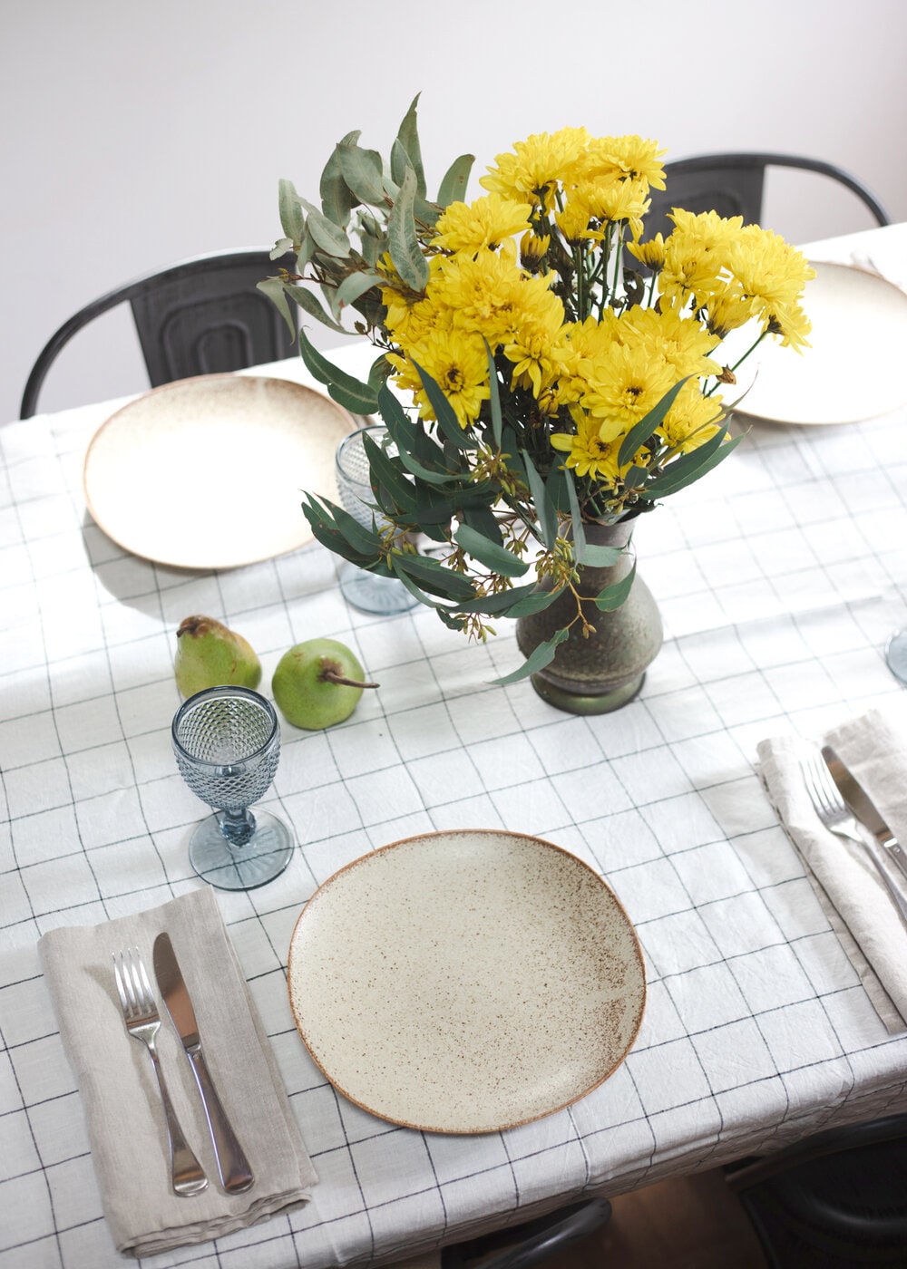 Linen Table Set