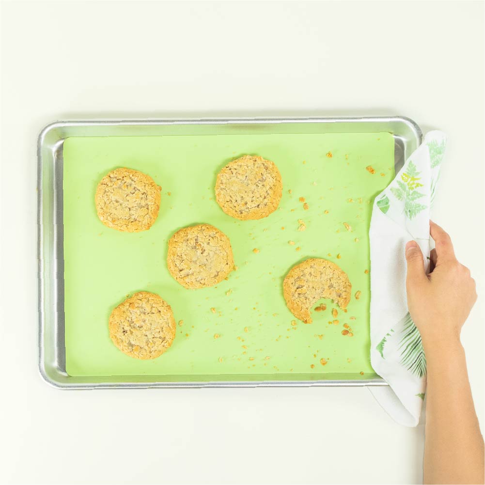 Silicone Baking Cups - 12 Pack Reusable Liners