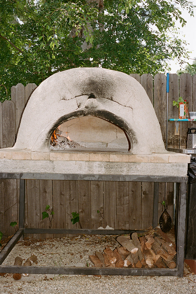 Kevin Hockin's stone pizza oven