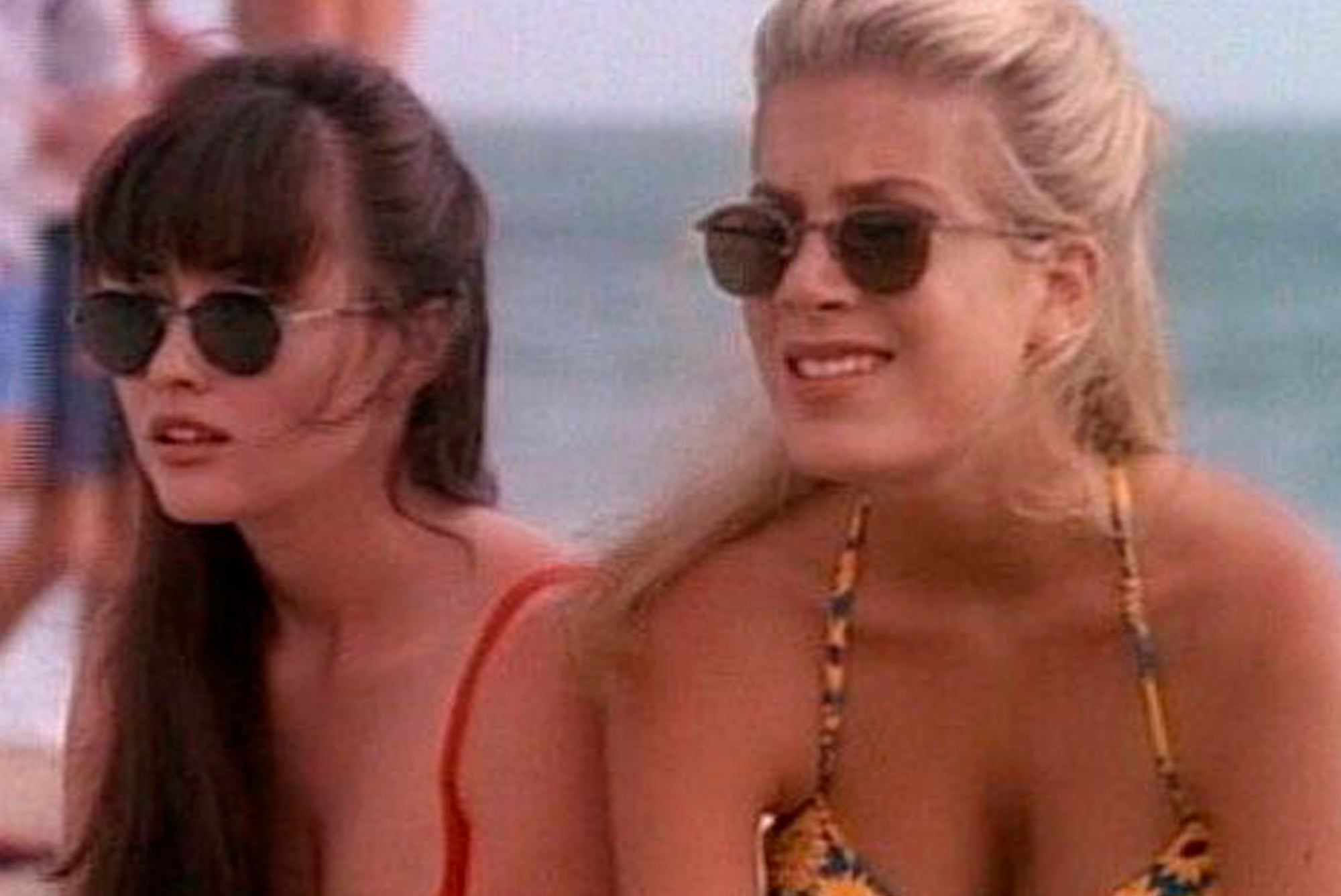 cast of Beverly Hills 90210 wearing sunglasses
