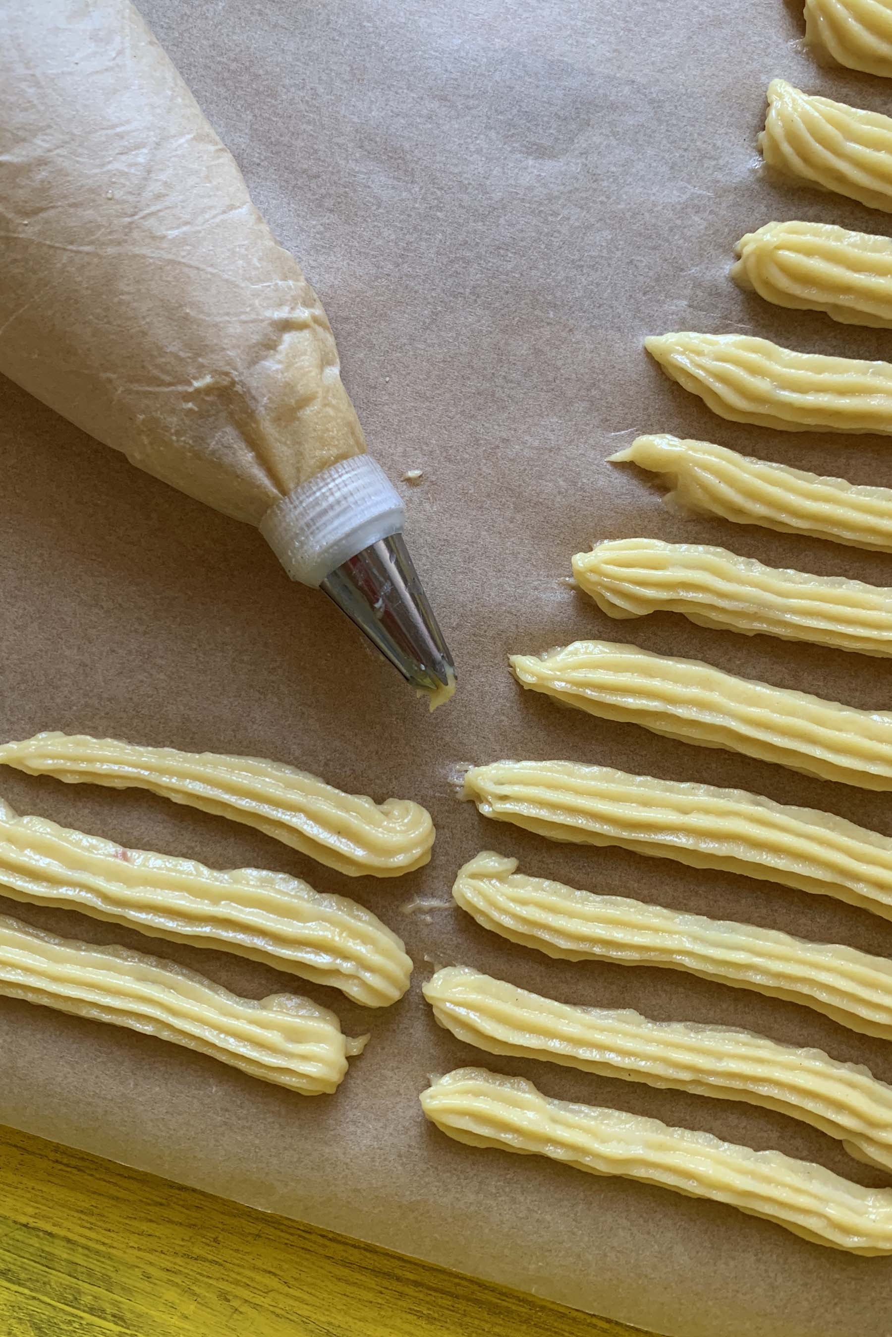 photo of Vanessa making churros