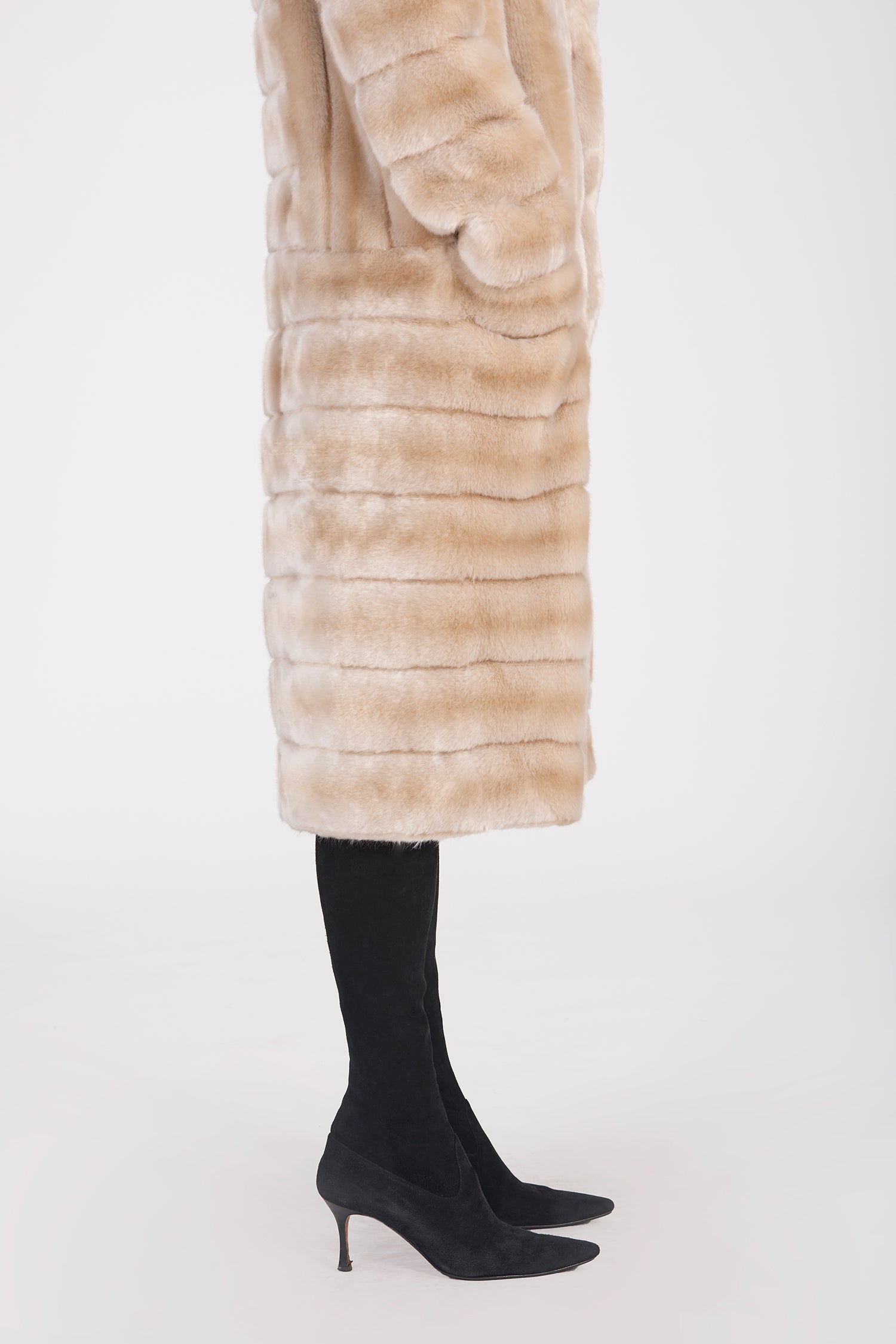 Marei1998's Timeless Echinacea Long Faux Fur Coat In The Classiest Natural/Beige Color. Featuring Calf Length, Oversized Silhouette And Wide Shawl Neckline. Investment Piece / Winter Essential. As Worn By The Model. Close-Up View. Resort 2020 Collection - Furless Friendship.