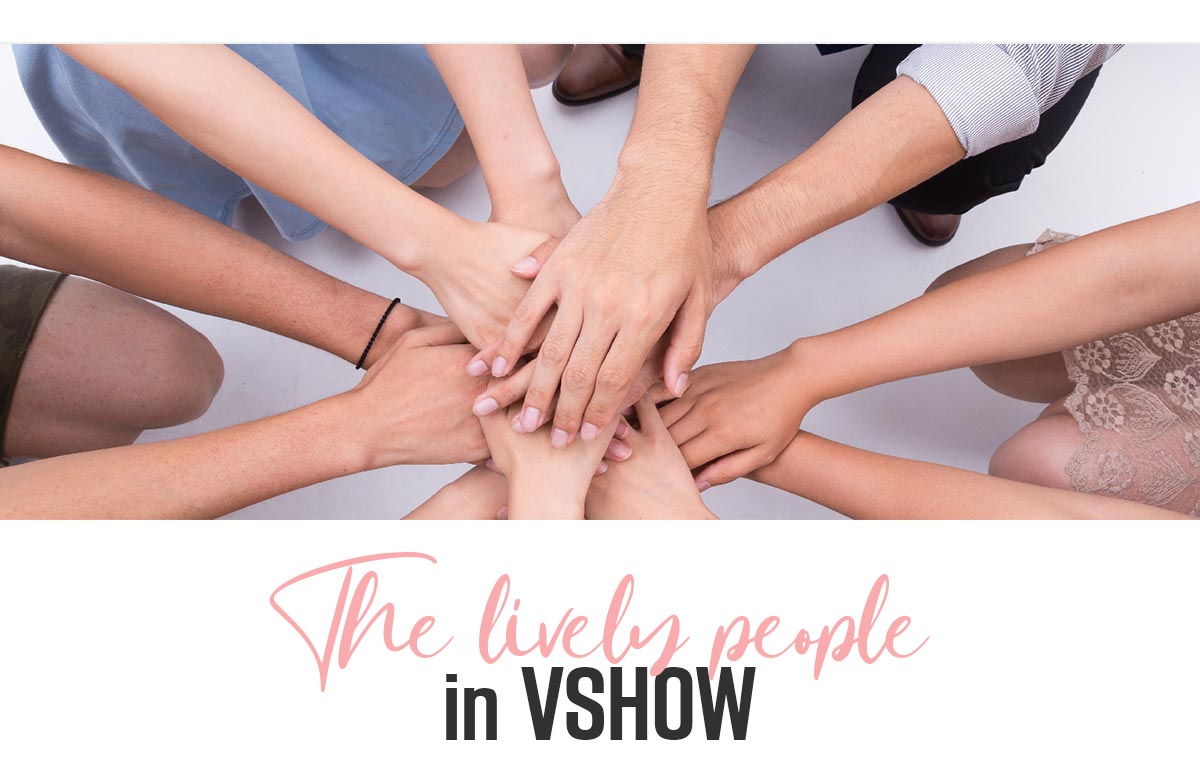 the-lively-people-in-vshow