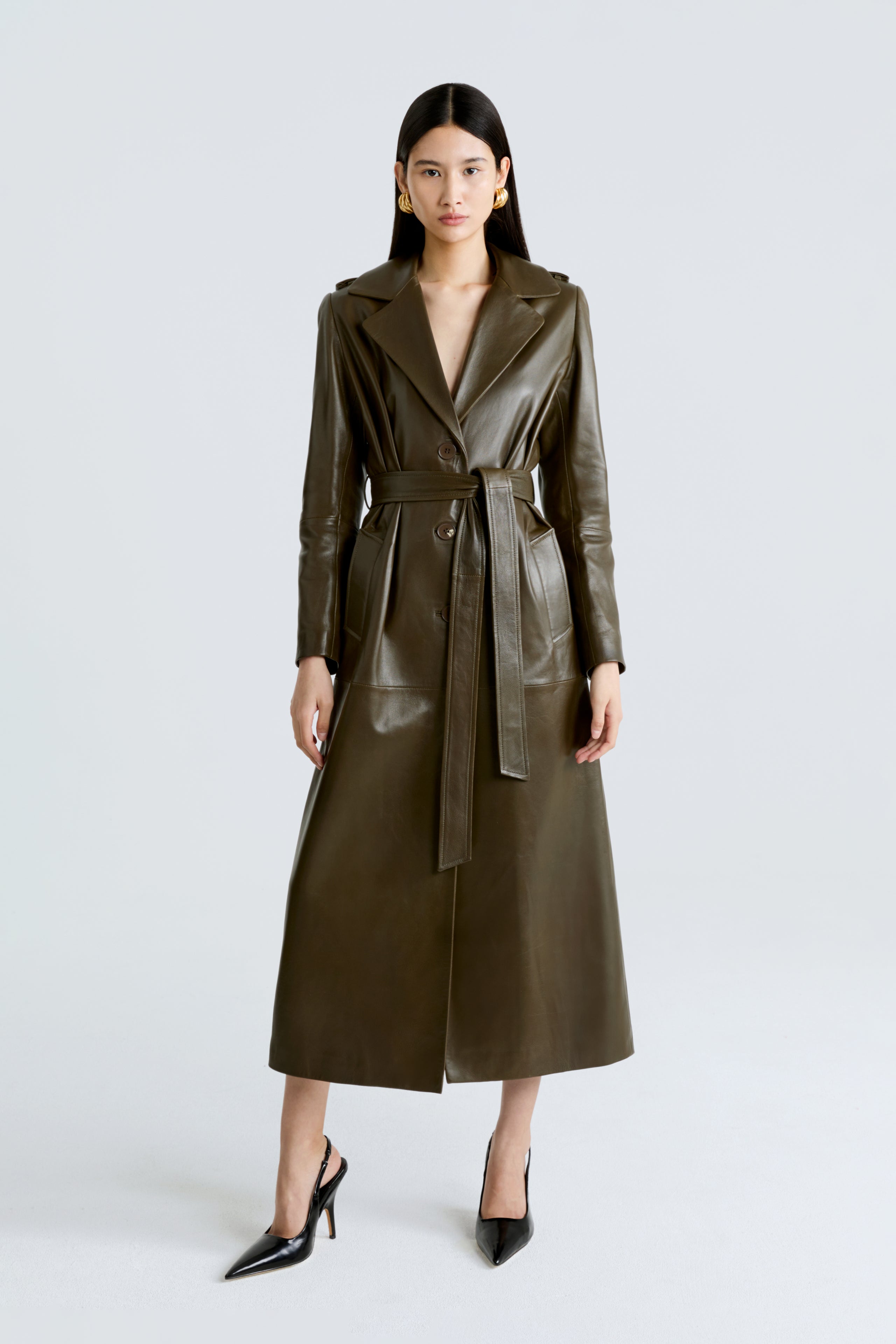 Model is wearing the Scarlett Zeytoun/Espresso Longline Leather Trench Front