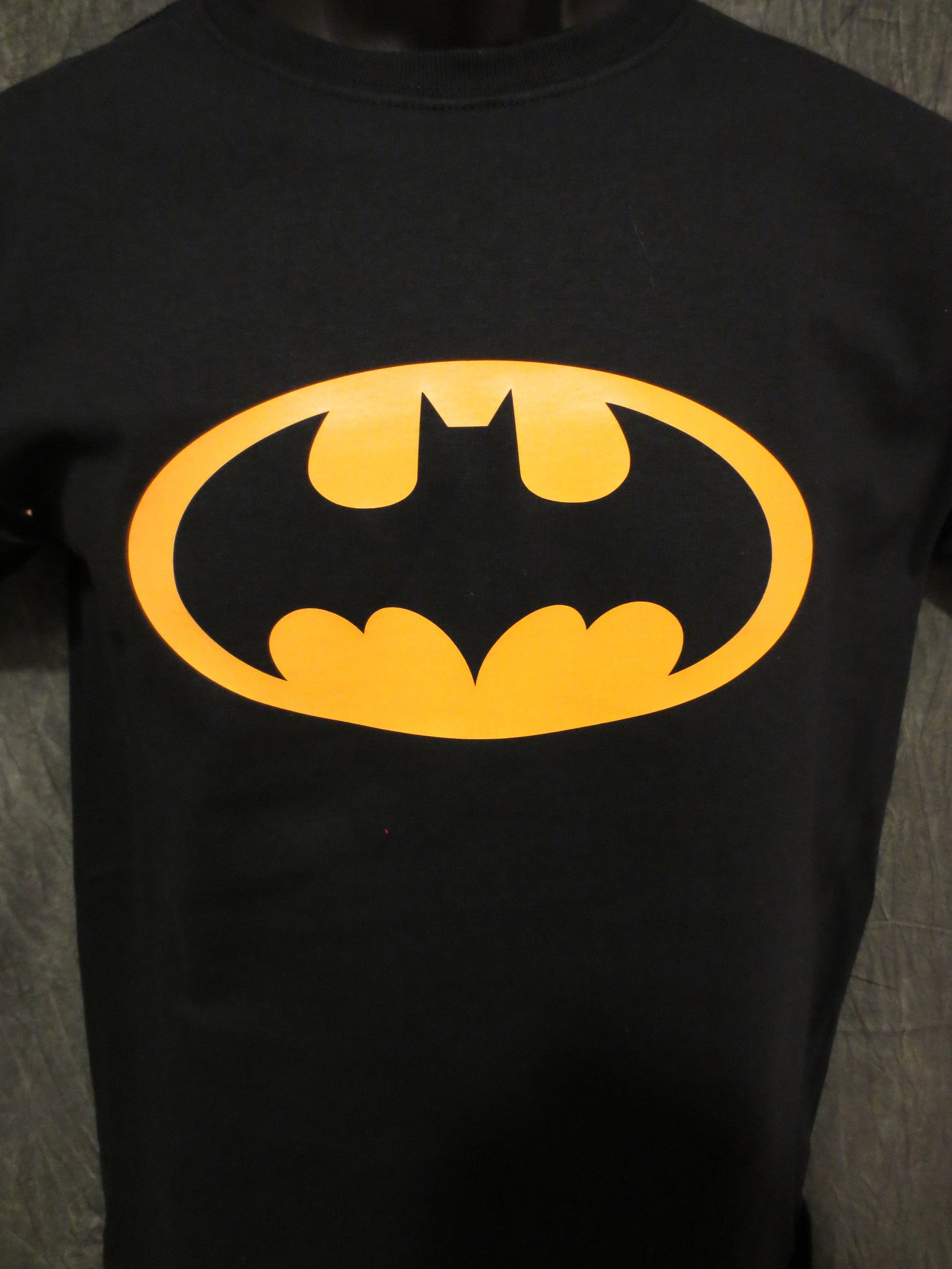 Batman Logo Tshirt – TshirtNow