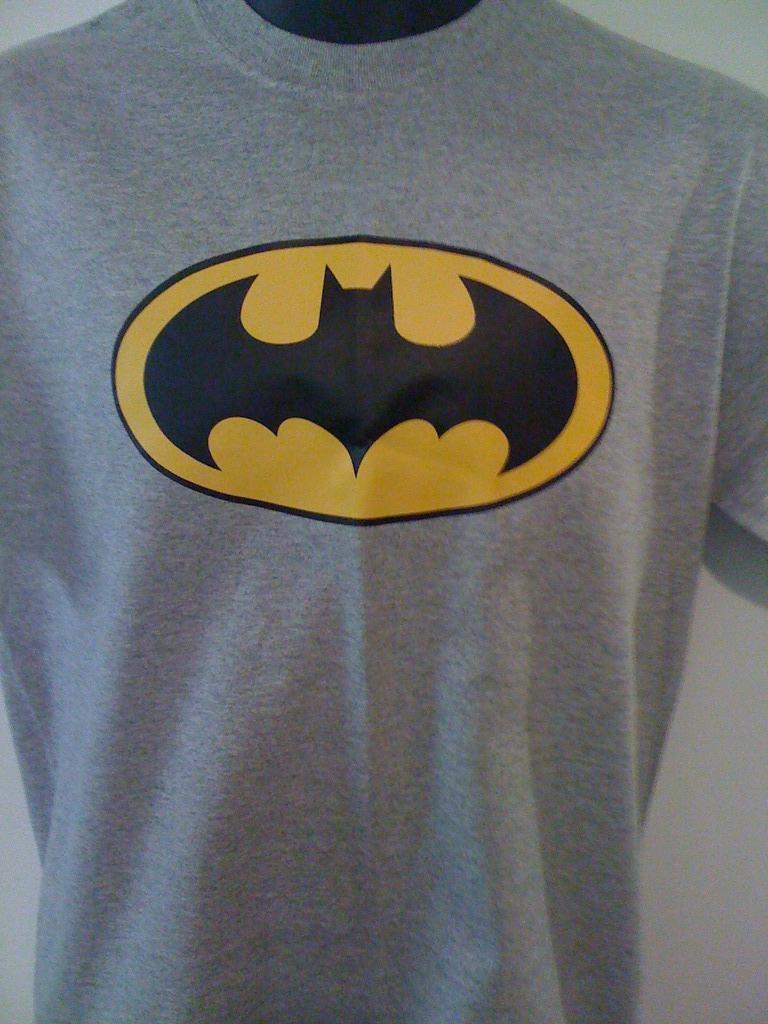 Batman Logo Heather Grey Tshirt – TshirtNow