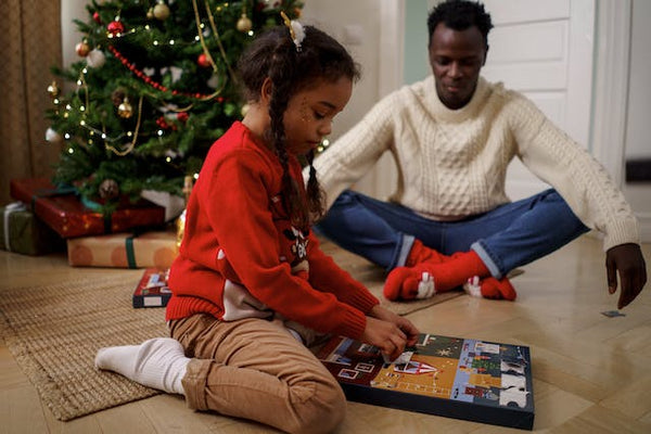 10 Fun Ways to Keep Kids Entertained Over the Holiday Break