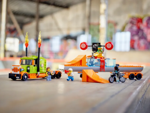 Transportation - Lego Stunt Show Truck Building Set, 420-Pieces