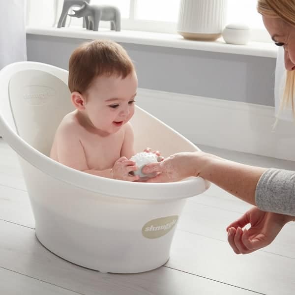Safe, Ergonomic: Why We Love Beaba X Shnuggle Baby Bath