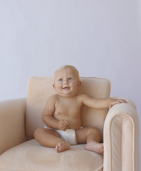 baby wearing eco disposable bamboo nappy