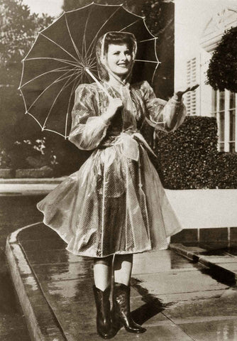 vintage style 1950's 1940's rainy day style 