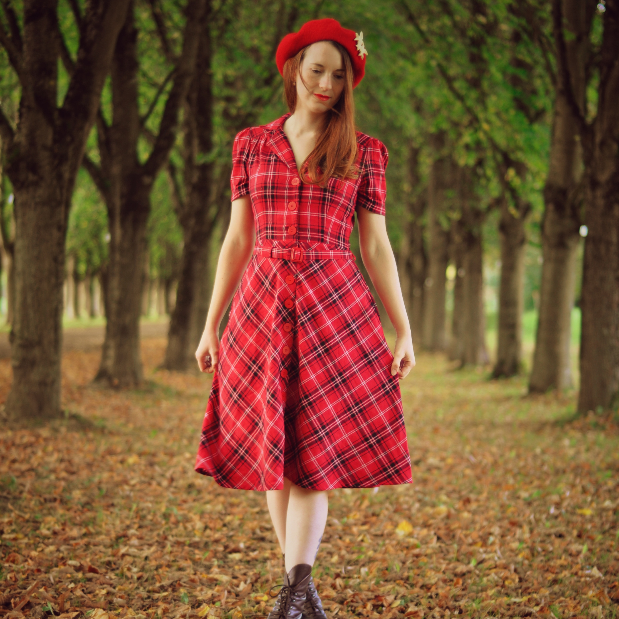 1940s Day Dress Styles, House Dresses Lisa Shirt Dress in Red Check Tartan Authentic 1940s Vintage Style at its Best £79.95 AT vintagedancer.com