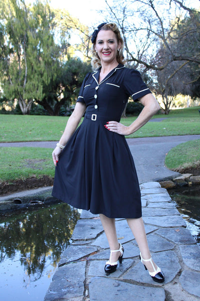 Shirtwaister Dress in Black Contrast Ric-Rac, True 1950s Vintage Style ...