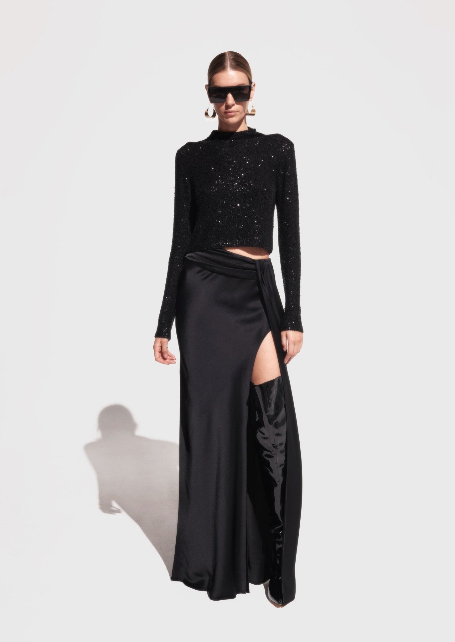 Sequin Cashmere Cropped Top in Black Black | LAPOINTE