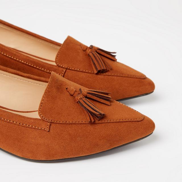 tan wide fit loafers