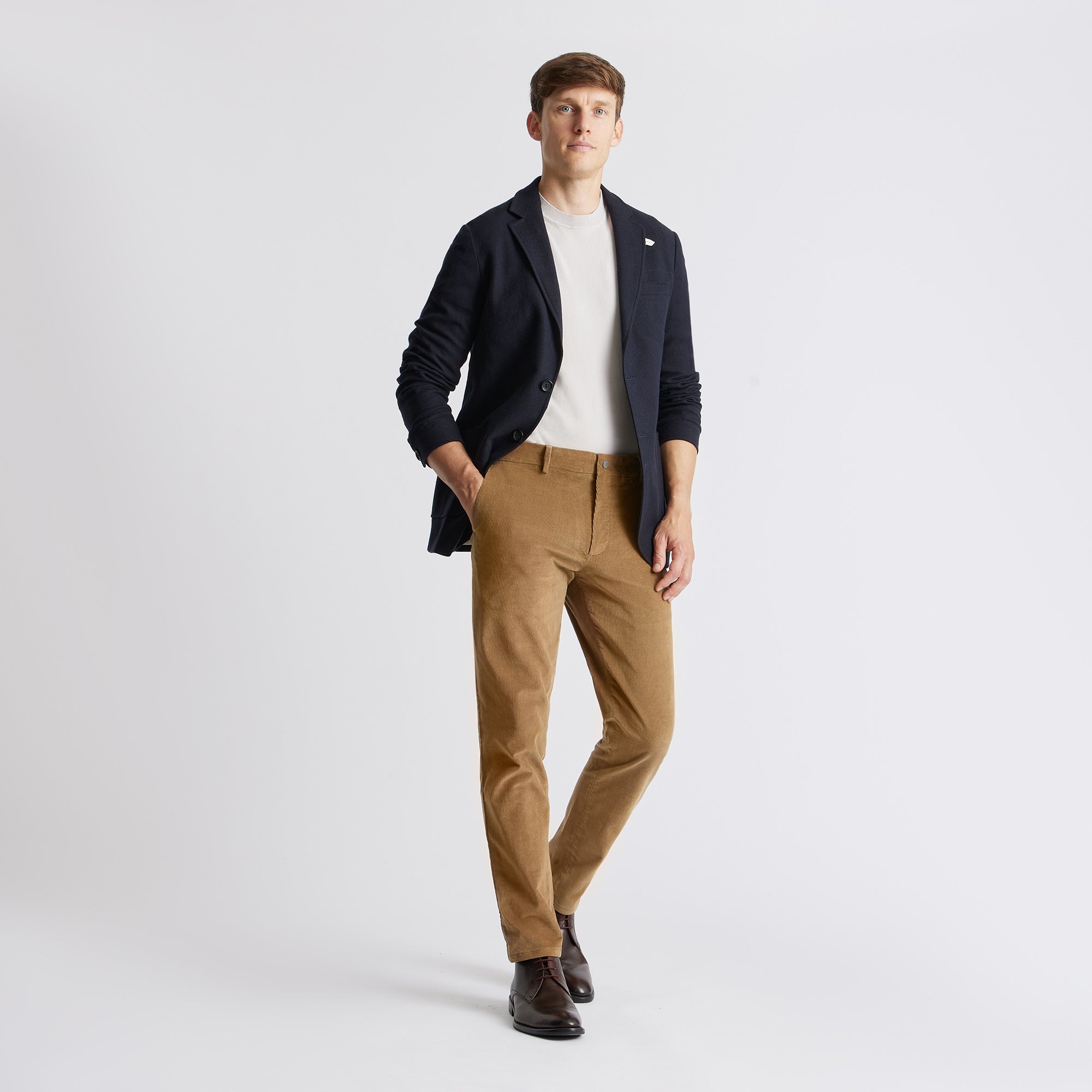 Thanksgiving Outfits for Men: A Guide for Style & Comfort