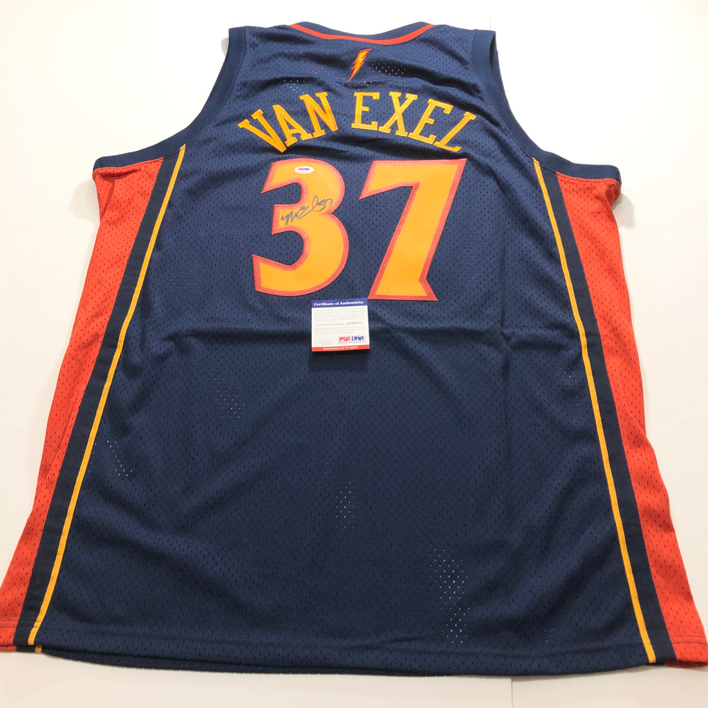 Nick Van Exel signed jersey PSA/DNA 