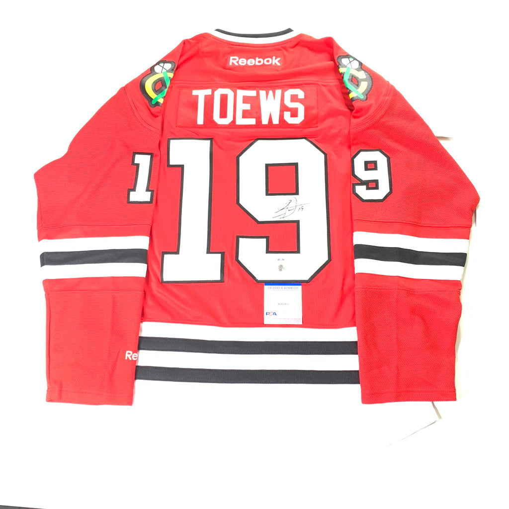 jonathan toews autographed jersey