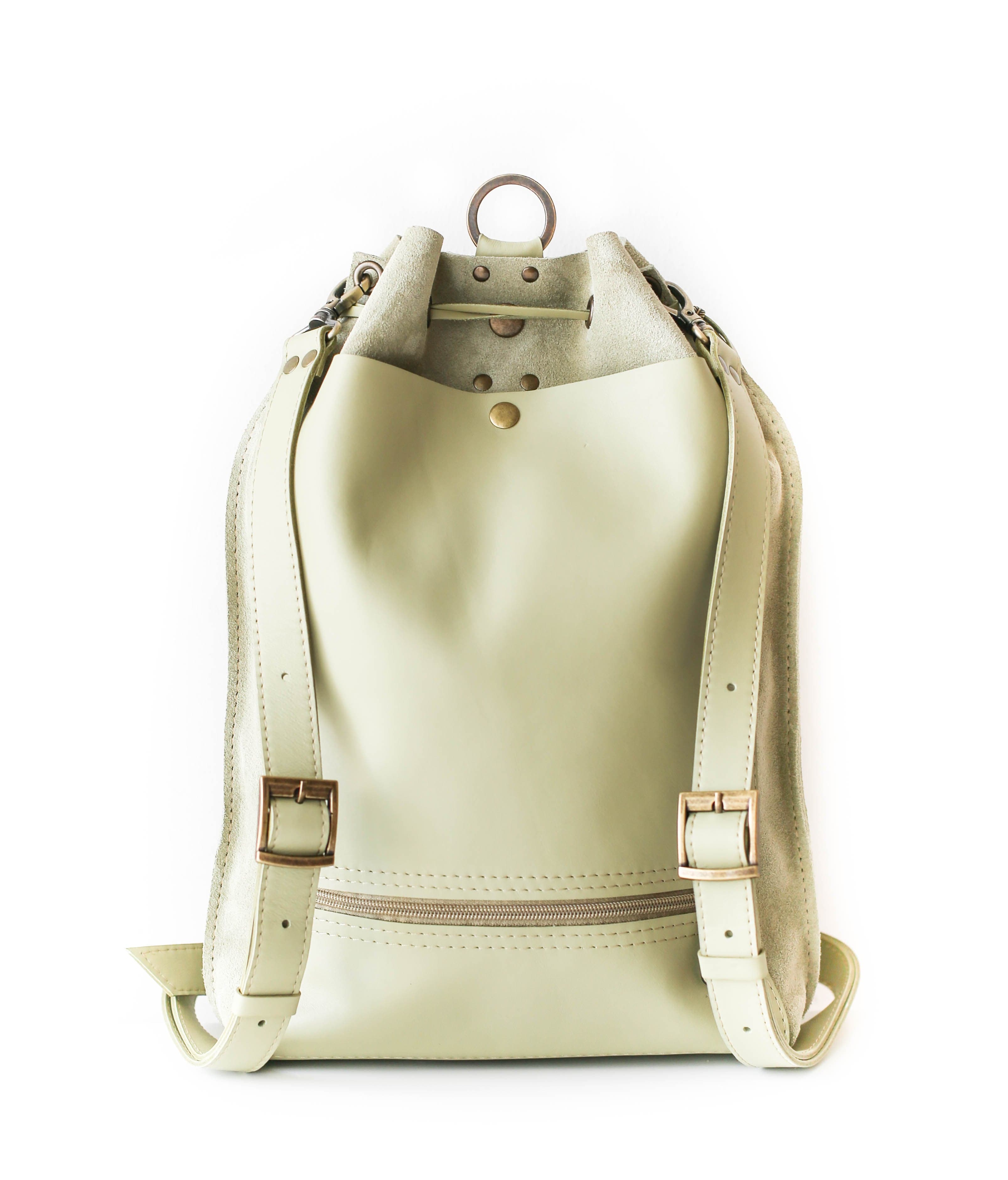 Croco Pattern Semi-Glossy Backpack - White – Mumuso