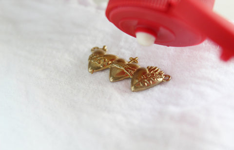 How to clean your polished brass medallions in 2 steps – The Little Catholic