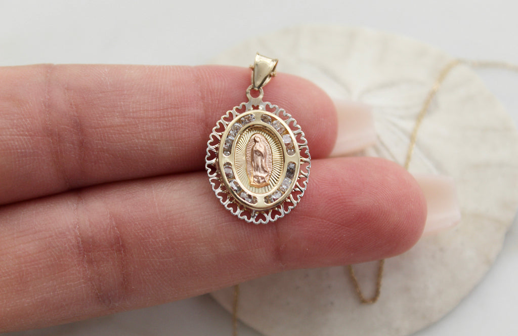 Amazon.com: Ray Jewelry 14K Gold Plated Lady of Guadalupe Necklace 22