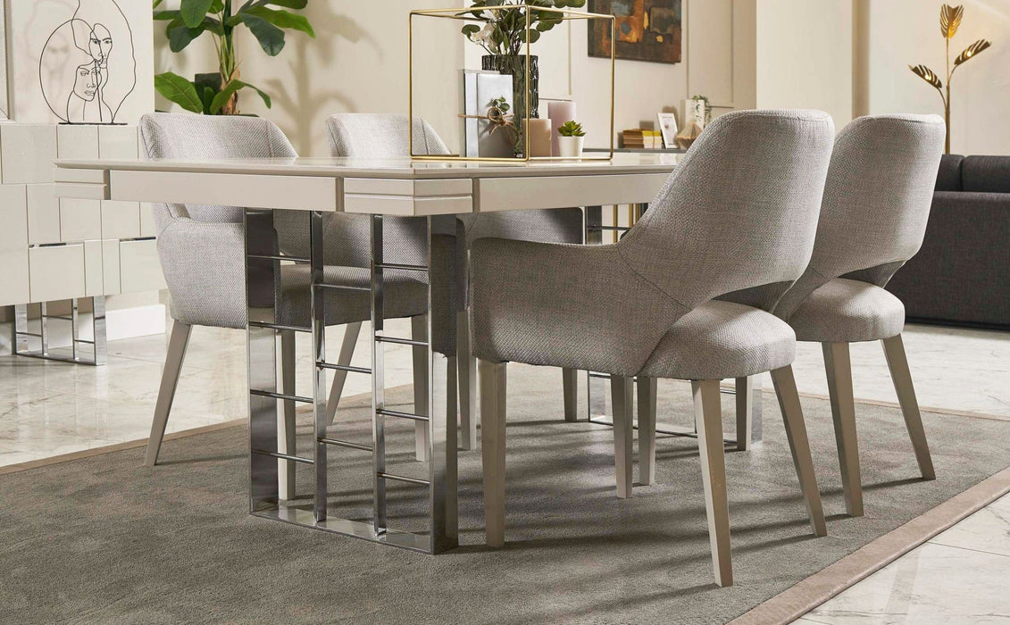 chelsea dining table and chairs