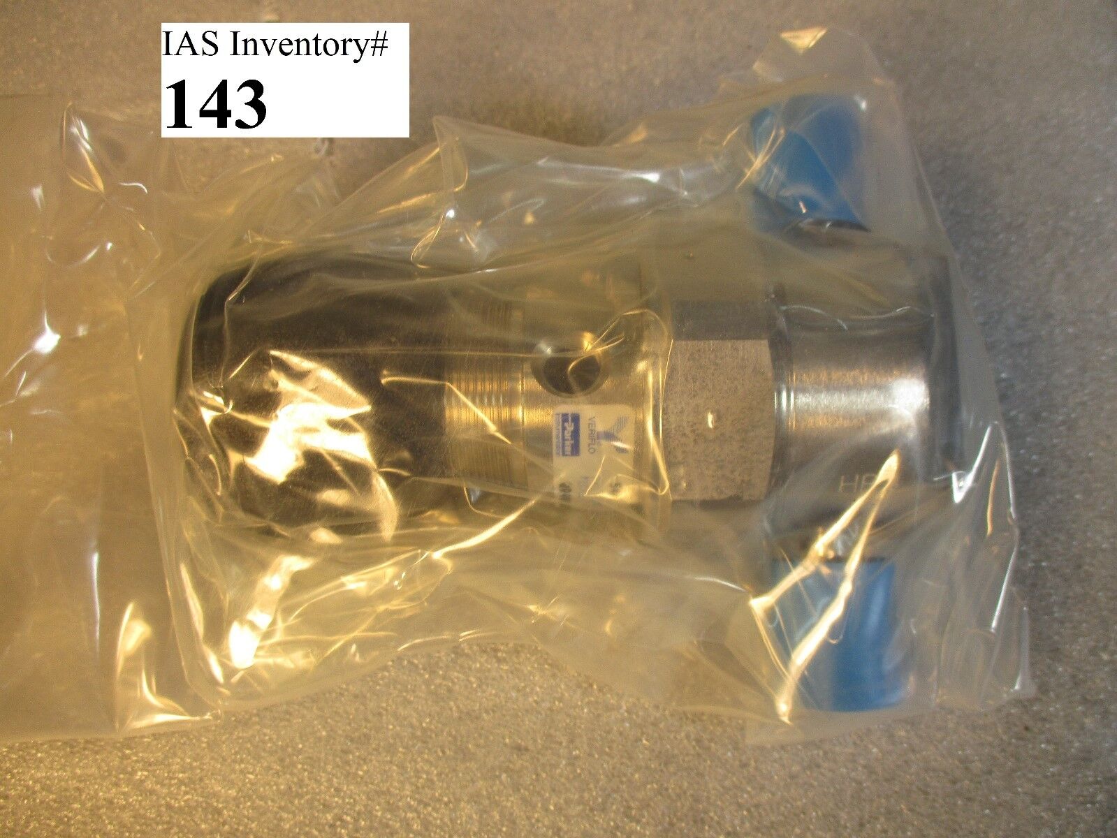 Tescom 74-3061TRR30 Regulator (Outlet 4.1 bar, Inlet 41 bar) new surplus
