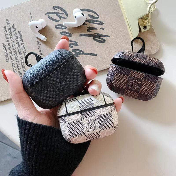 Leather Louis Vuitton Keychain - HypedEffect