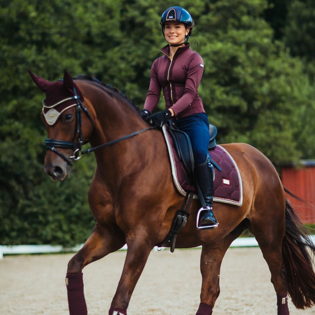 Equestrian Stockholm Dressage Saddle Pad MERLOT CRYSTAL GOLD - Horse in ...