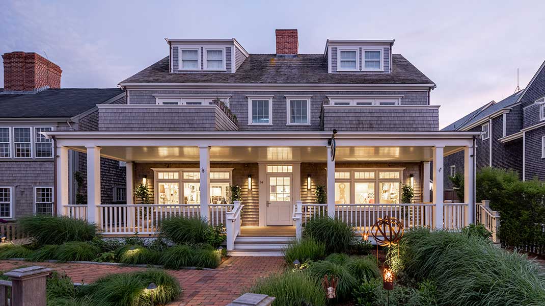 https://cdn.shopify.com/s/files/1/0030/8487/7869/collections/EVB-Home-Nantucket-1.jpg?v=1650132121