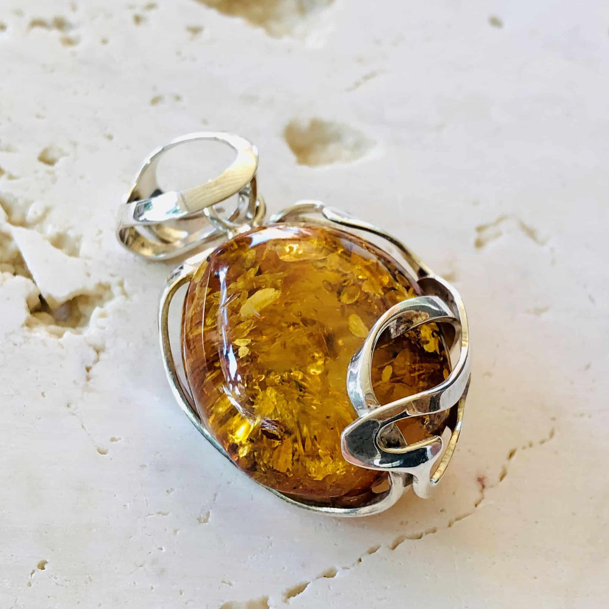 Small Baltic amber pendant – Rowena Watson Jewellers