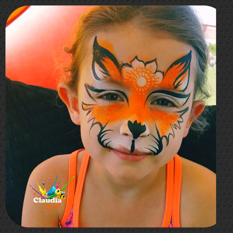 Claudia Flores Orange Cat Face Painting