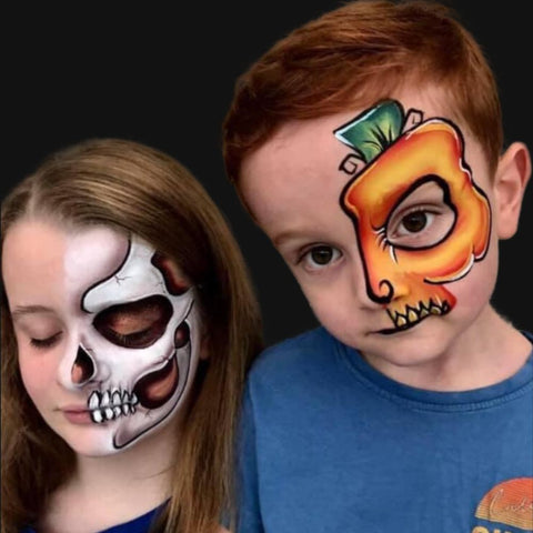 Emma green pumpkin and skull kids