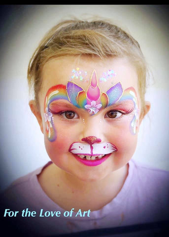 Maydear Face Painting Kit for Kids, Water Based Makeup Palette with  Stencils, Glitters, Rainbow Split Cake, Hair Dye Clips, for Parties,  Halloween