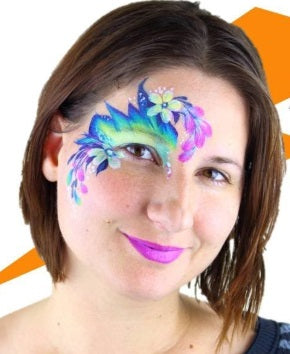 Anna Wilinski Face painting Butterfly