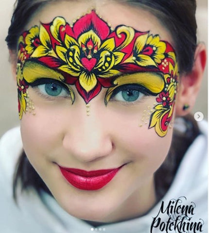 Milena Potekhina flower crown face painting