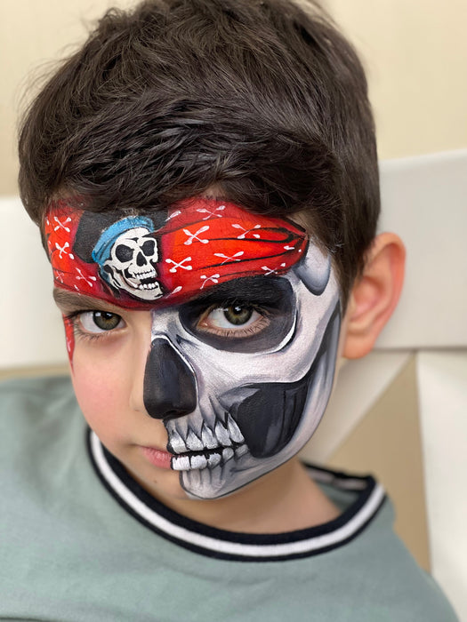 face painting pirate