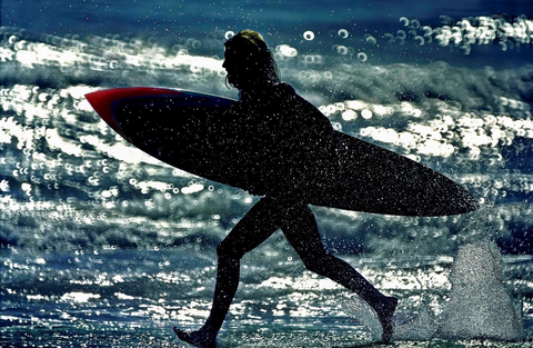 Rincon Point Surfing