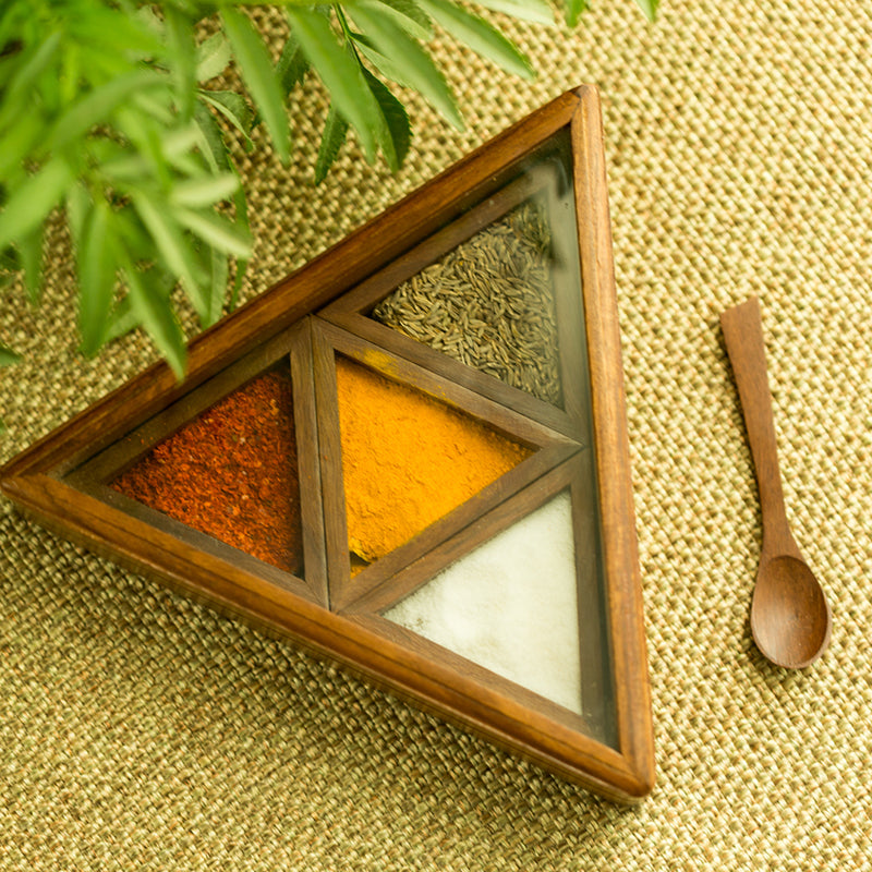 How to Organize Your Spice Containers