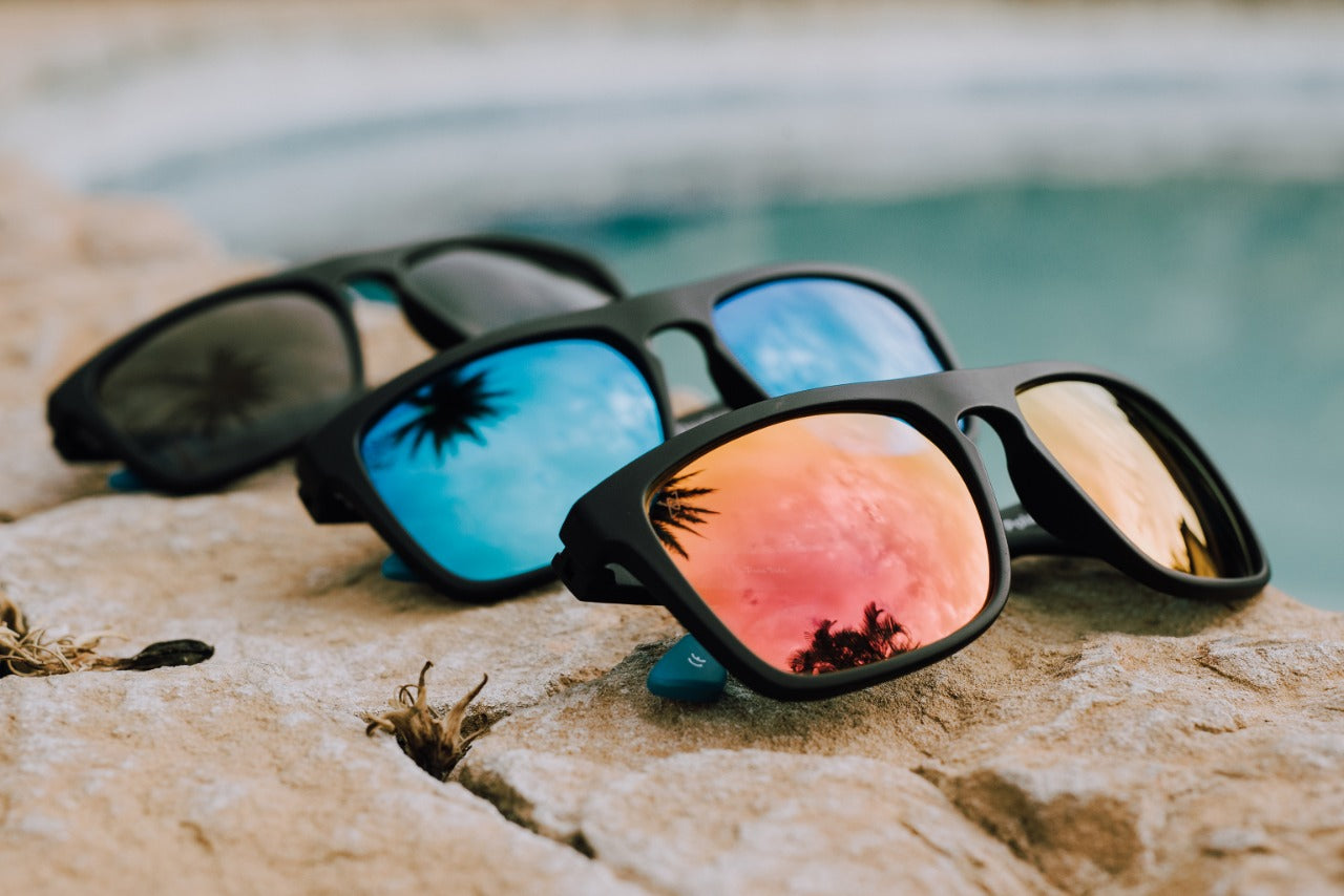envase limpiar La playa On Natural Sunglasses