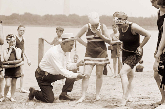 First women's swimsuits