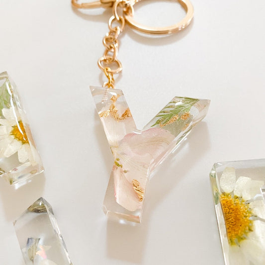 Ocean Breeze Resin Initial Keychain | Kinzy Klatz x