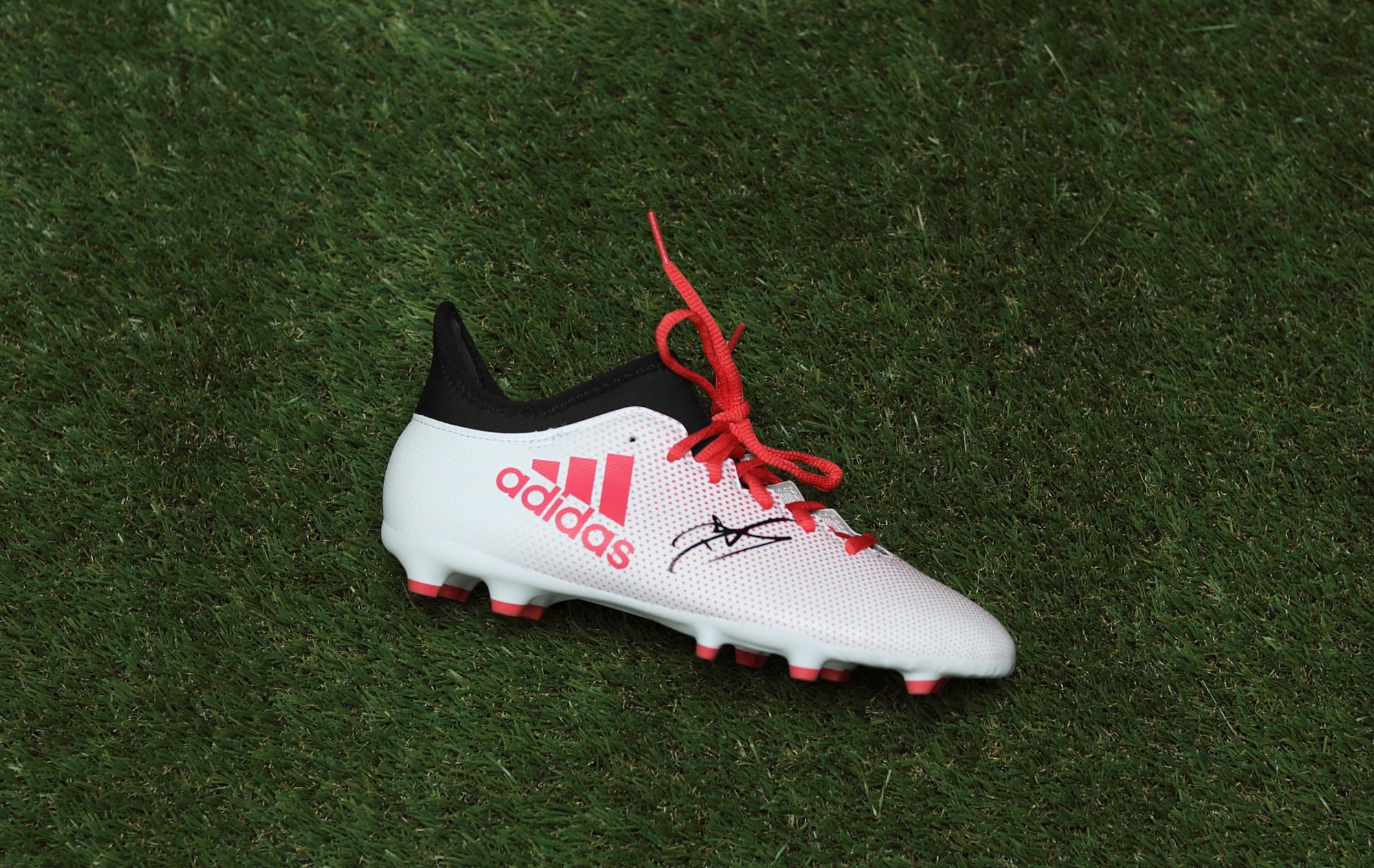 Dele Alli Signed Boot - ASM Memorabilia 