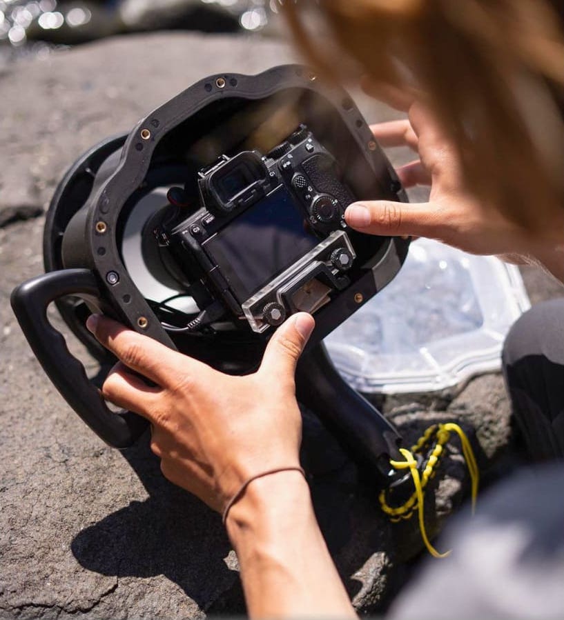 GDome XL 3: Universal Under Water Mirrorless and DSLR Water Housing for Photography & Videography